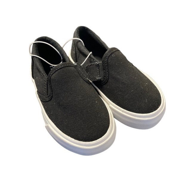 Place Black Sneakers NWOT Unisex For Kids - Picture 2 of 5